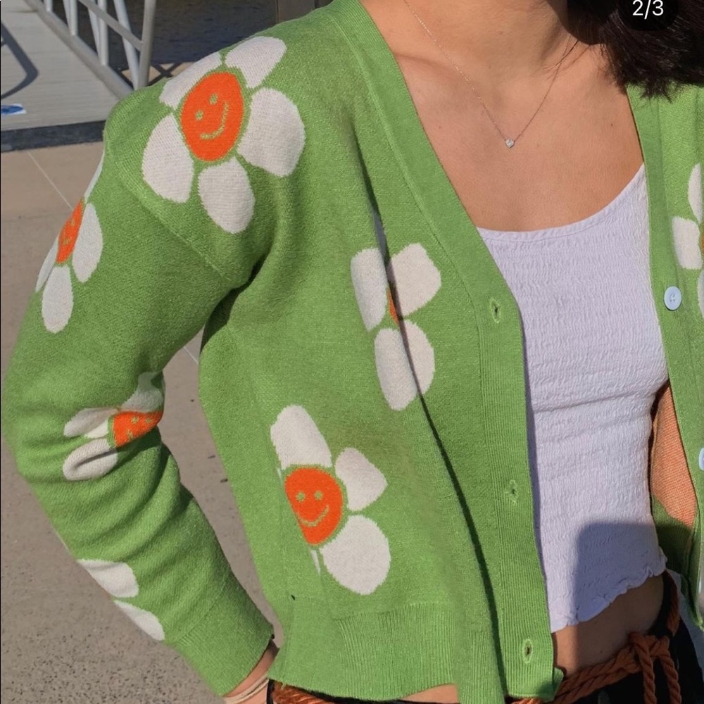 Green smiley flower knit cardigan